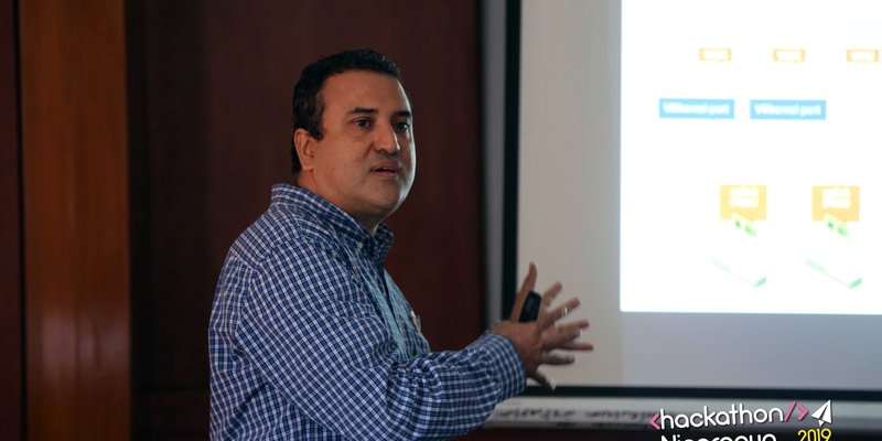 conferencia_hackathon_2019_inatec_2_jpg_800x400_q85_crop-center.jpg