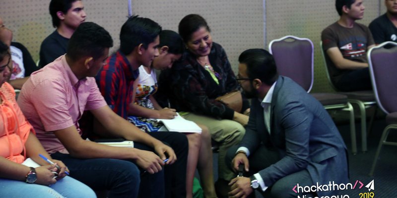 conferencia_hackathon_2019_inatec_6_jpg_800x400_q85_crop-center.jpg