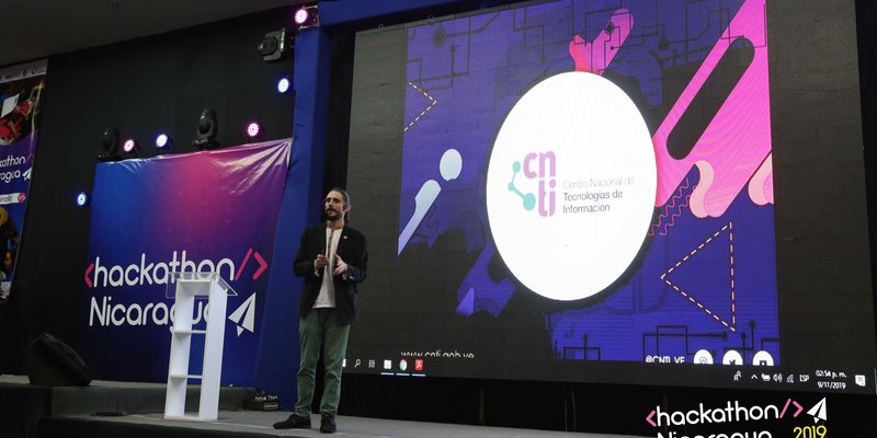 conferencia_hackathon_2019_inatec_7_jpg_800x400_q85_crop-center.jpg